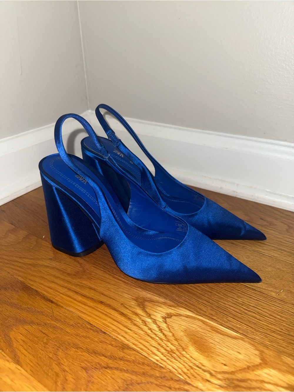ZARA Cobalt Blue Pointed Slingback Heels - Picture 4 of 6